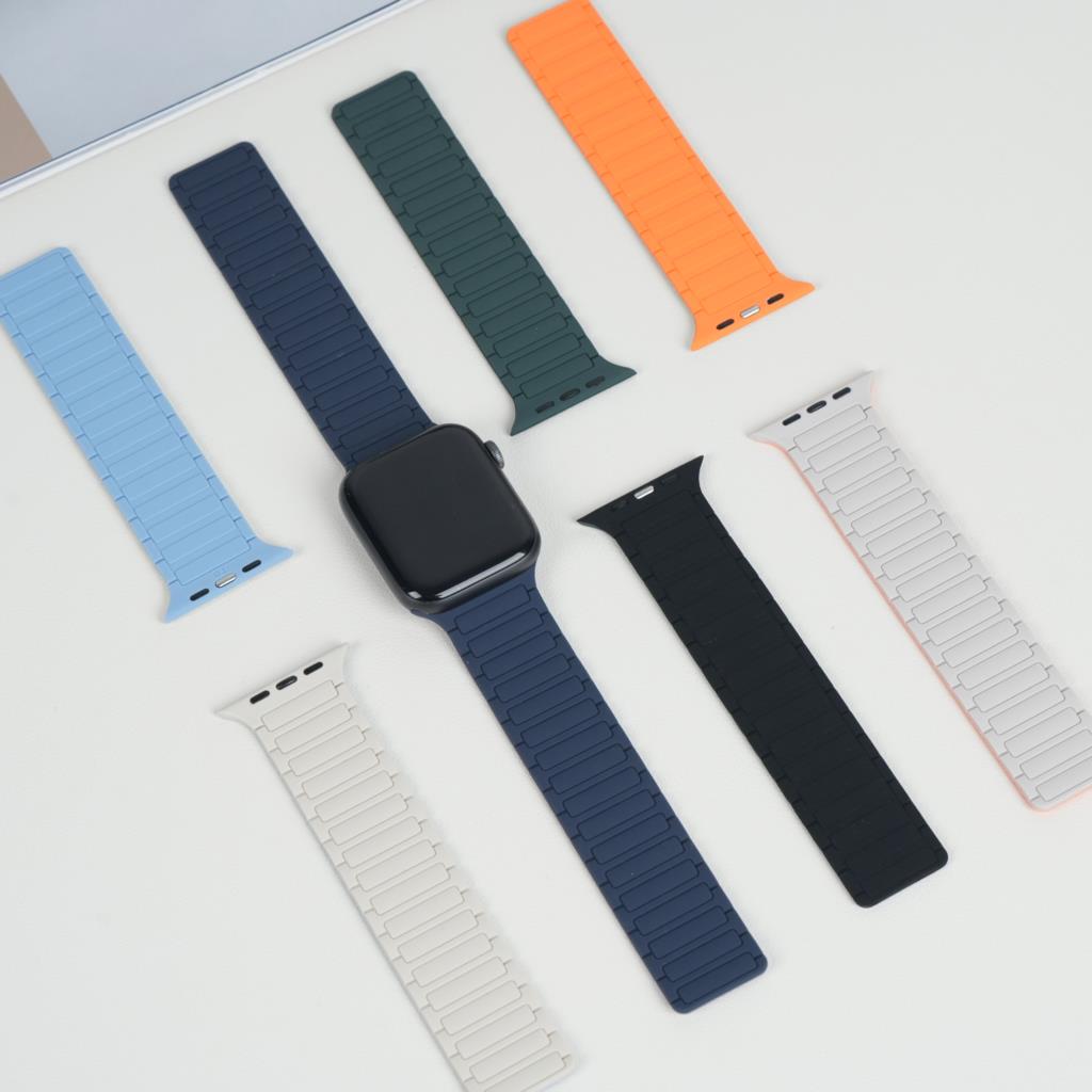 Bracelet magnétique en silicone pour Apple Watch Ultra 2